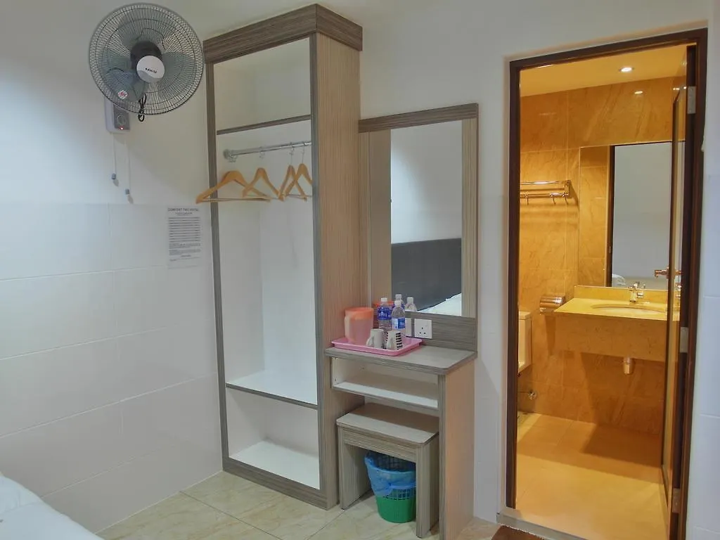 Comfort Two Hotel Malacca 2*,